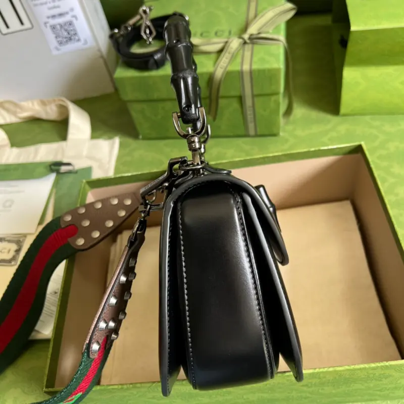 675797 High-Quality Bags - Image 4