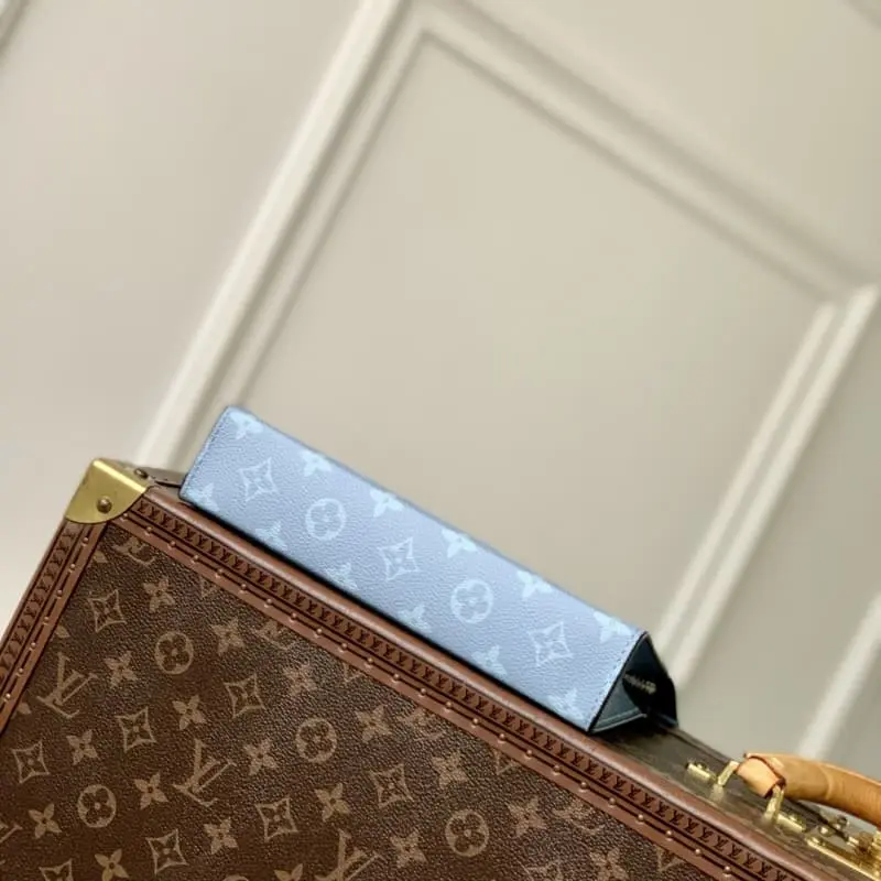 M14114 22x14.5x4.5cm High Quality Bags - Image 4