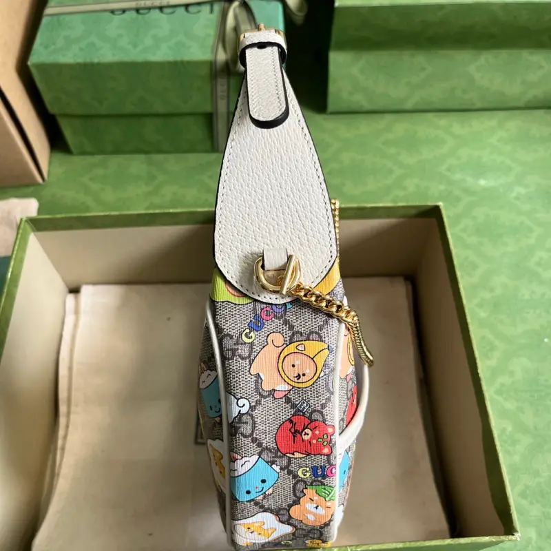 726843 High-Quality Bags - Image 4