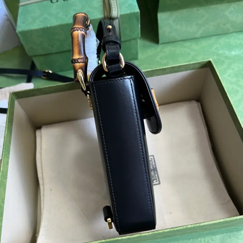 702106 High-Quality Bags - Image 4