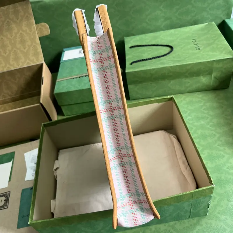 550763 High-Quality Bags - Image 4