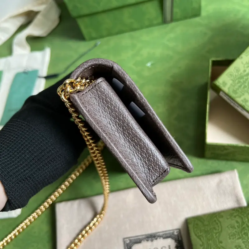 621892 CM 4 High-Quality Bags - Image 4