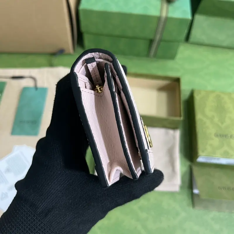 523155 CM 3 High-Quality Bags - Image 4