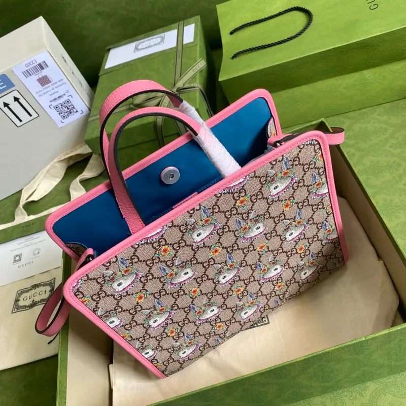 630542 CM 5 High-Quality Bags - Image 4