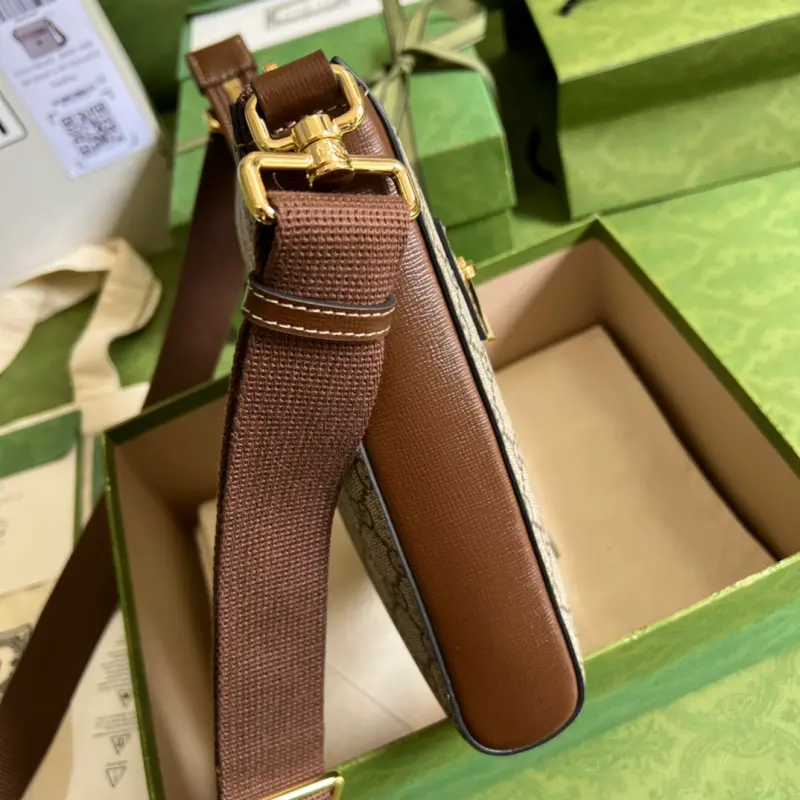 681021 CM 1 High-Quality Bags - Image 4