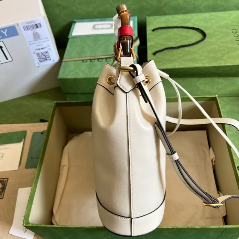 724652 High-Quality Bags - Image 4