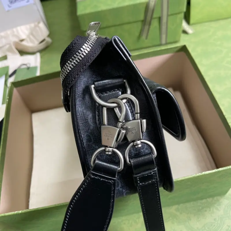 674164 CM 2 High-Quality Bags - Image 4