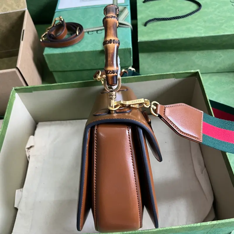 672206 CM 2 High-Quality Bags - Image 4