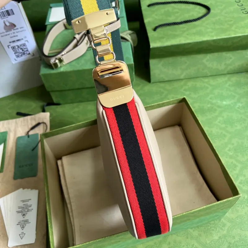 699409 High-Quality Bags - Image 4