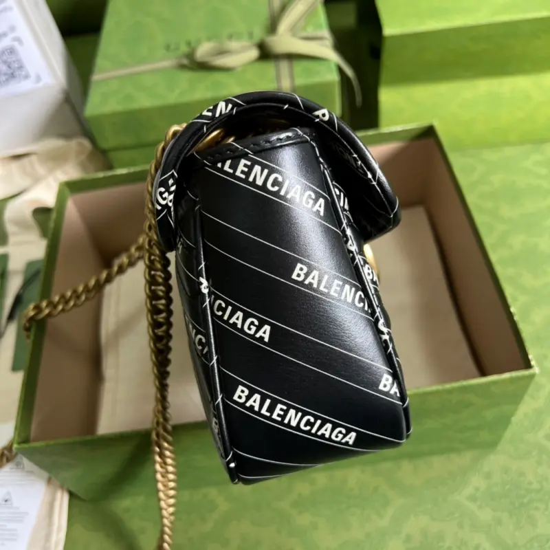 443497 CM 13 High-Quality Bags - Image 4