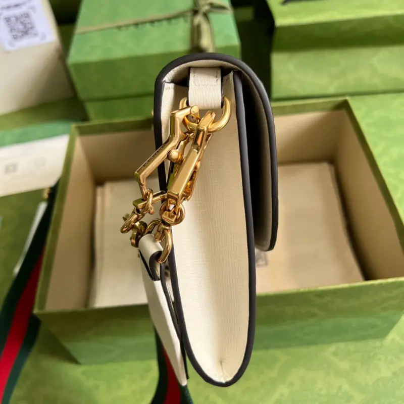 677286 High-Quality Bags - Image 4