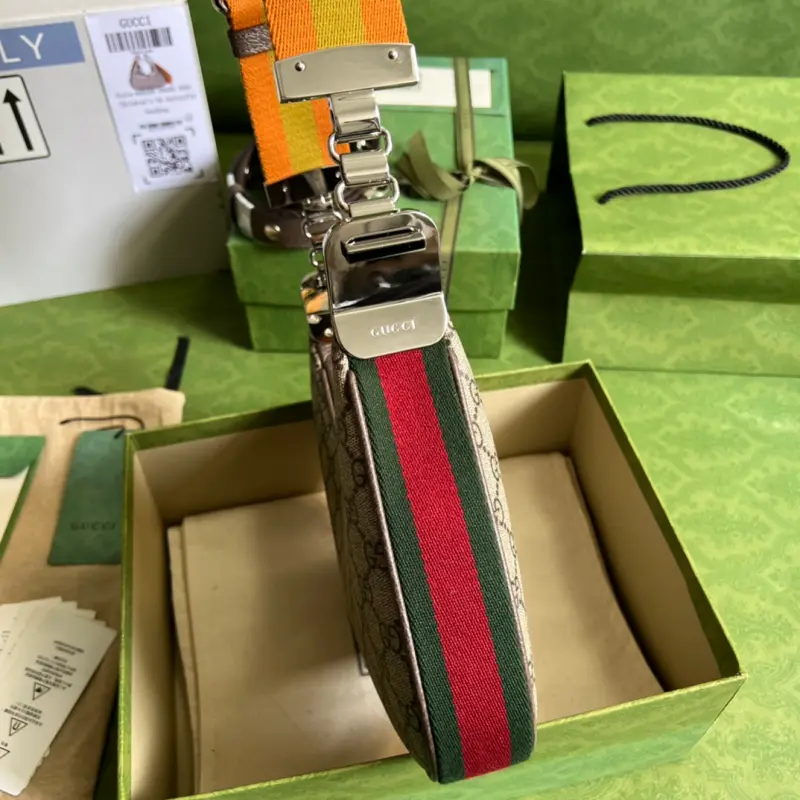 699409 CM 1 High-Quality Bags - Image 4