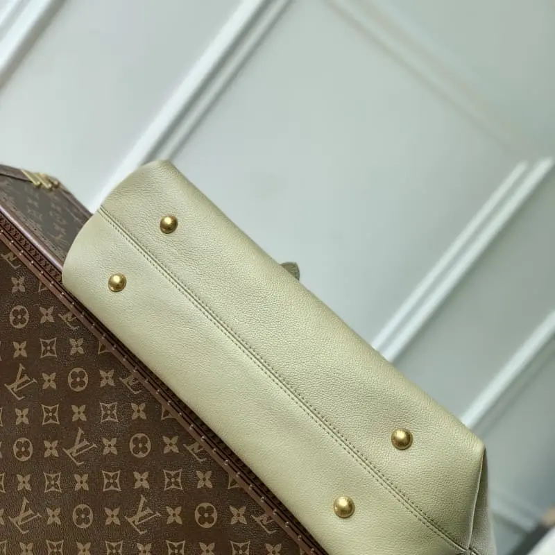 M25343 Green 47x30x14cm High Quality Bags - Image 4