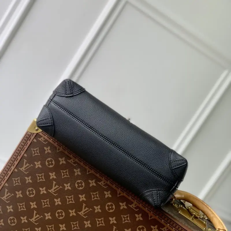 M11607 30x20x10cm High Quality Bags - Image 4