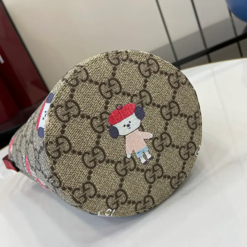 752356 CM 1 High-Quality Bags - Image 4