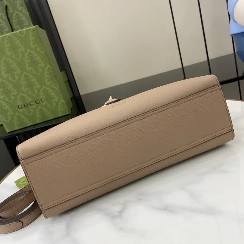 806205 High-Quality Bags - Image 4