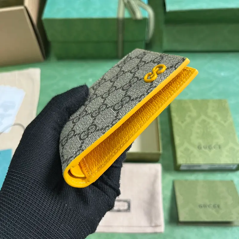 768243 CM 5 High-Quality Bags - Image 4