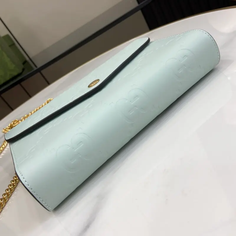 781555 CM 1 High-Quality Bags - Image 4