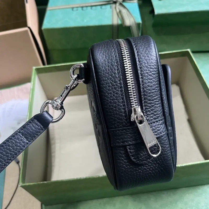 760244 CM 1 High-Quality Bags - Image 4