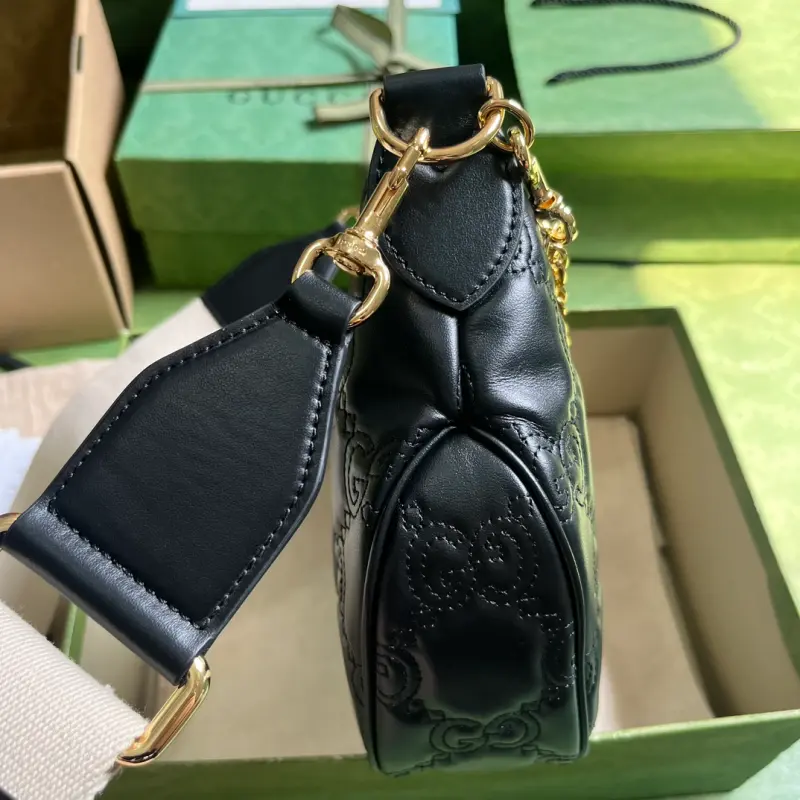 739709 CM 3 High-Quality Bags - Image 4