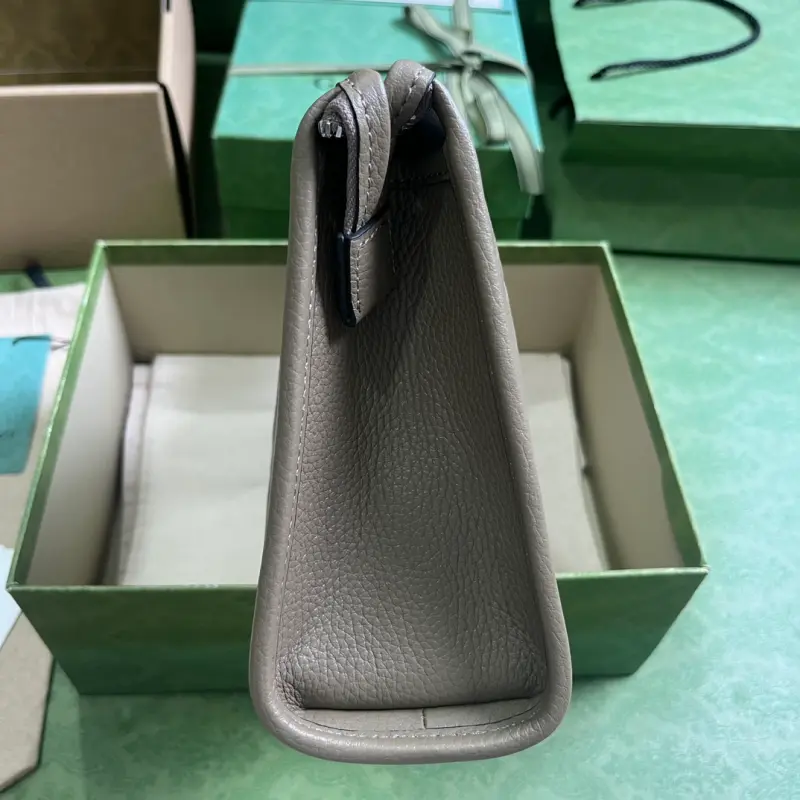 739490 CM 4 High-Quality Bags - Image 4