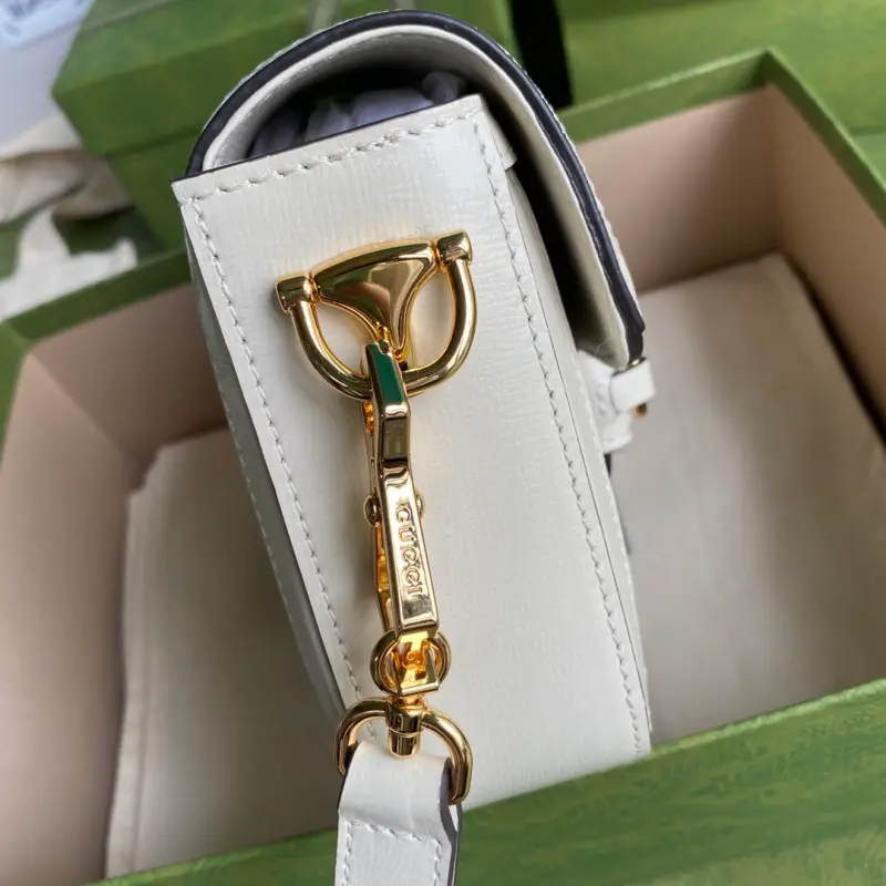 658574 CM 1 High-Quality Bags - Image 4