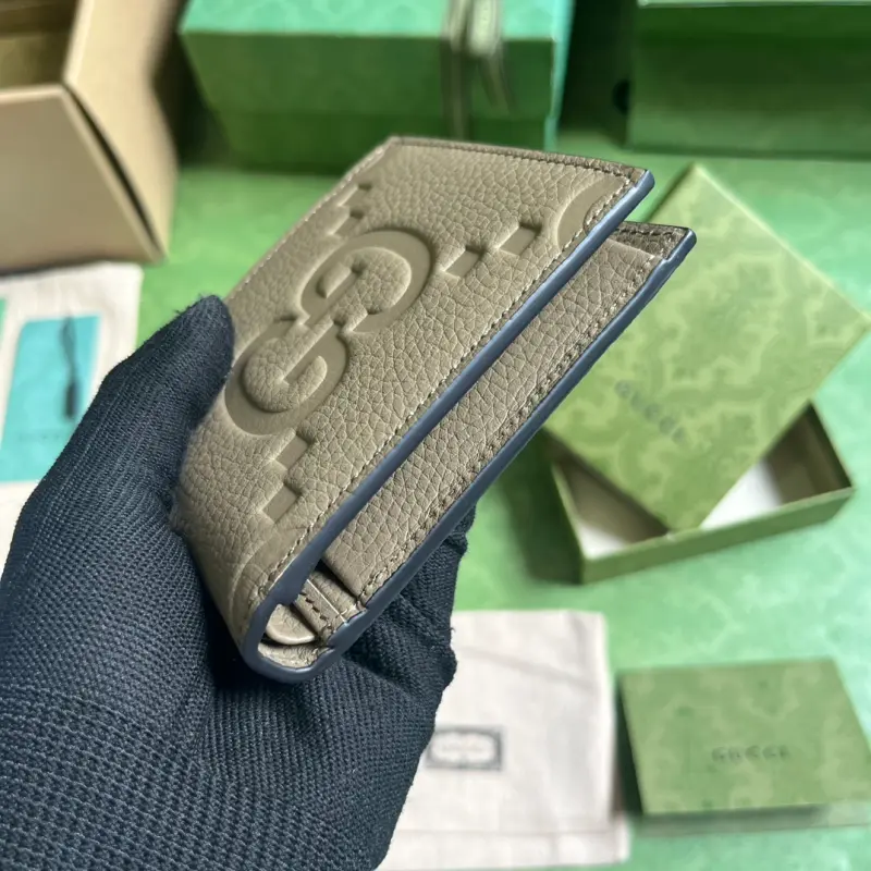 739479 CM 5 High-Quality Bags - Image 4