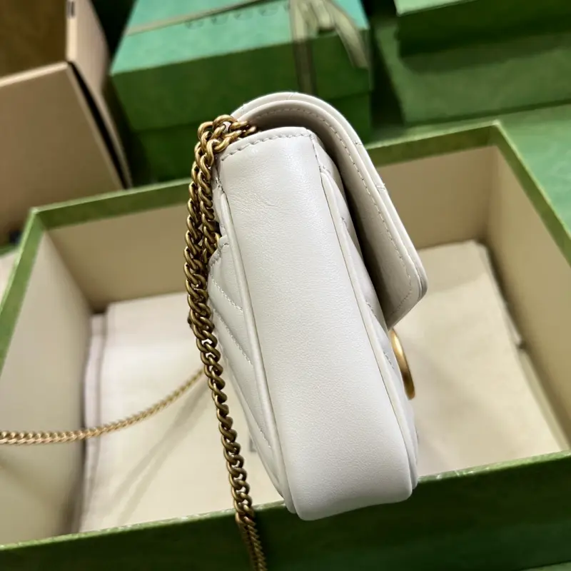 751526 CM 5 High-Quality Bags - Image 4