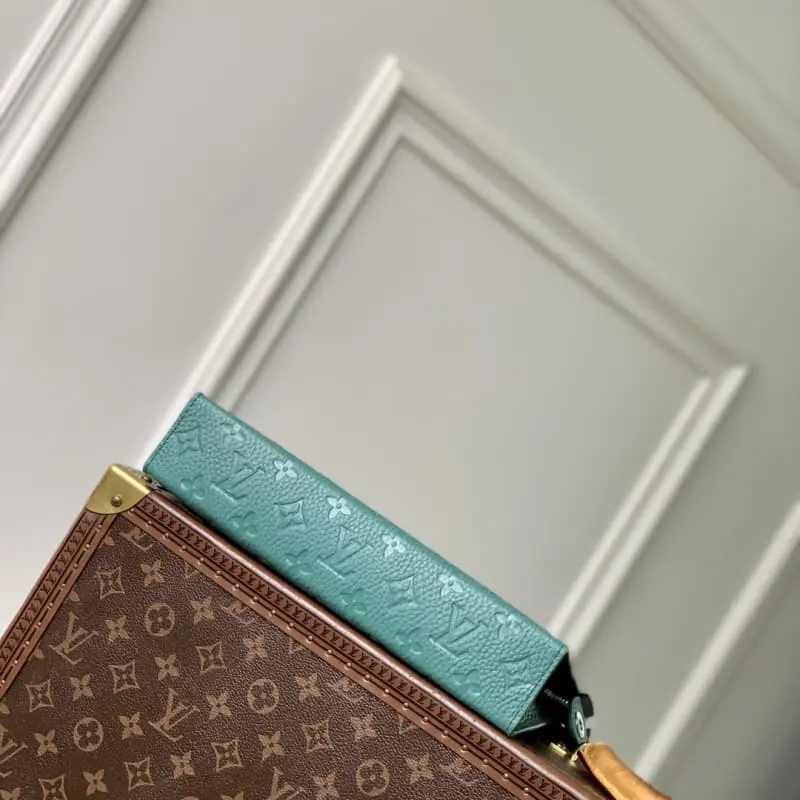 M13666 S1 27x21x6cm High Quality Bags - Image 4