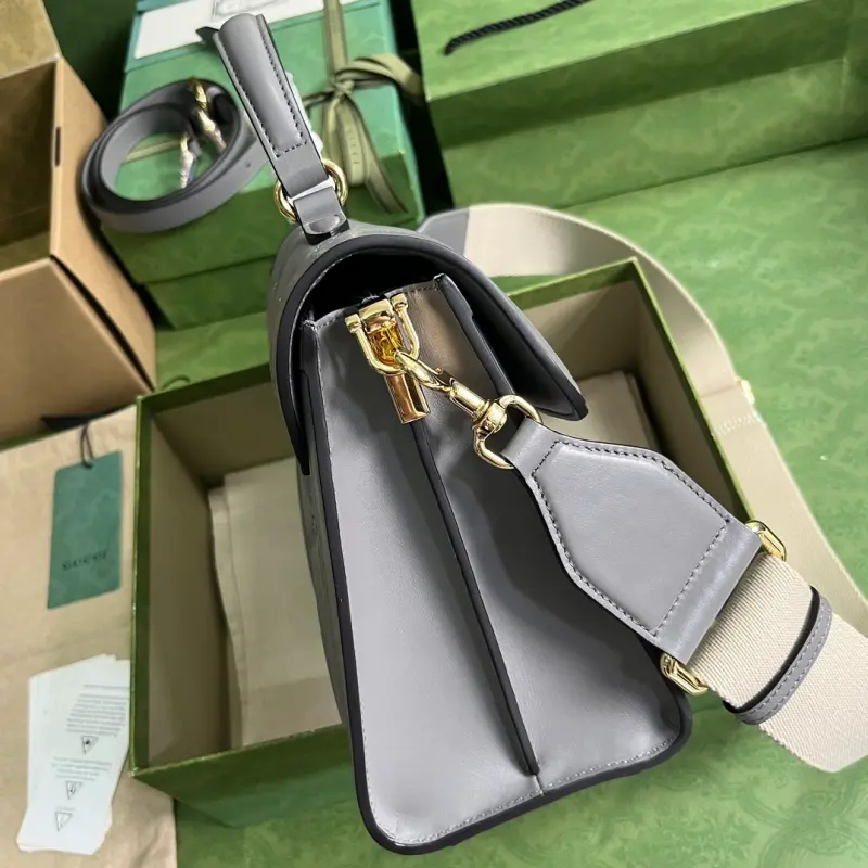 736877 CM 3 High-Quality Bags - Image 4