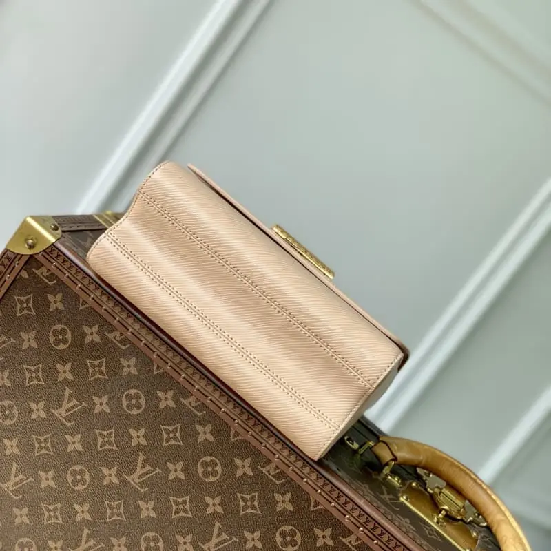 M25361Nude Pink 23x17x9.5cm High Quality Bags - Image 4