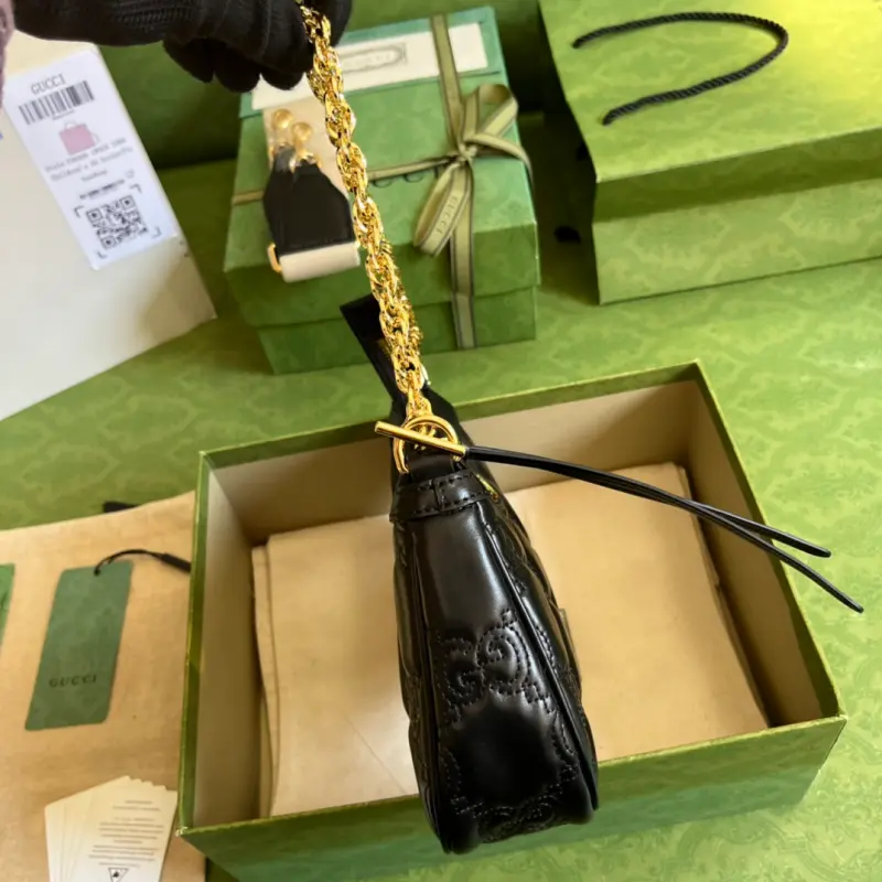 735049 CM 5 High-Quality Bags - Image 4