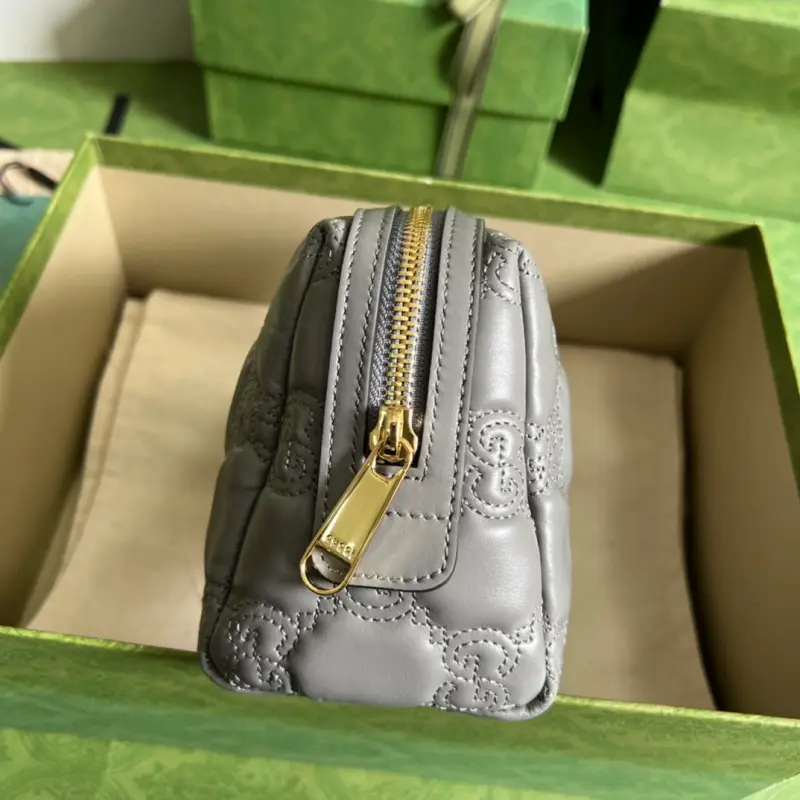 726047 CM 2 High-Quality Bags - Image 4