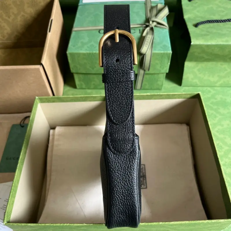 739076 CM 5 High-Quality Bags - Image 4