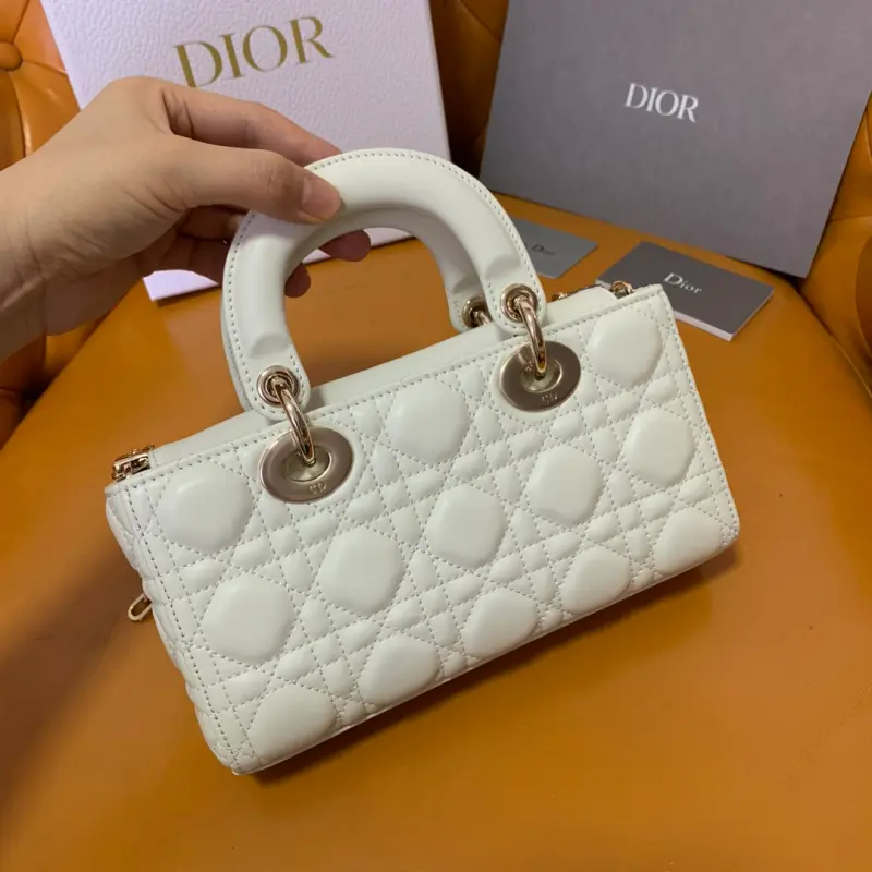 ML270 2 High Quality Bags - Image 4