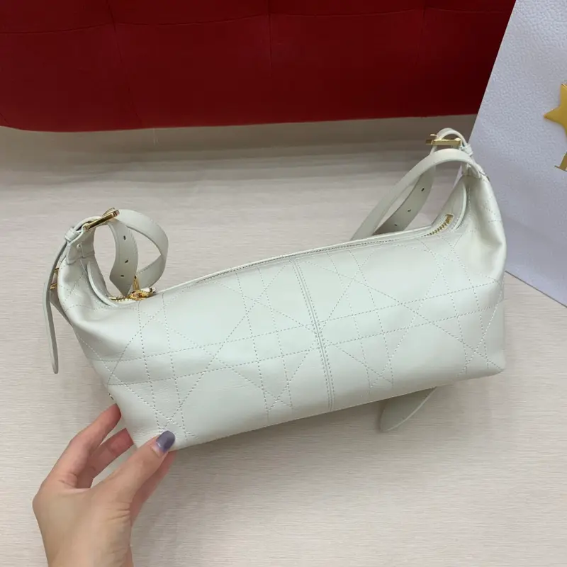 ML261 3 High Quality Bags - Image 4