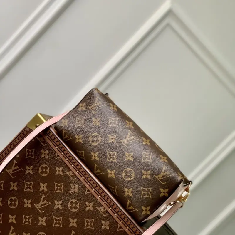 M11672 22.5x13x13cm High Quality Bags - Image 4