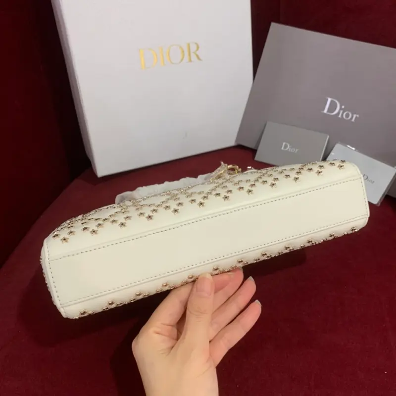 ML17 High Quality Bags - Image 5