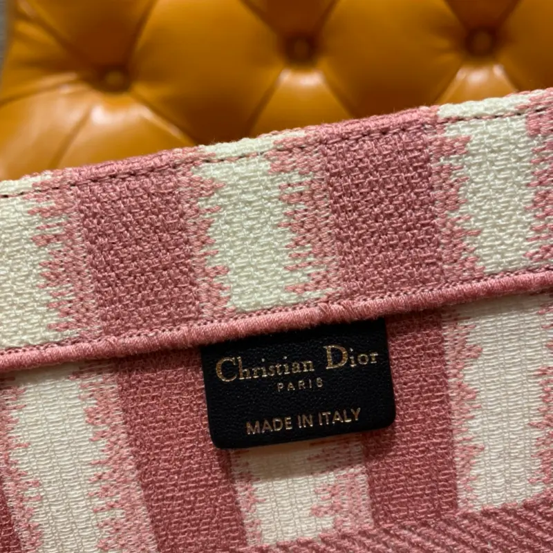 ML3 1 High Quality Bags - Image 4