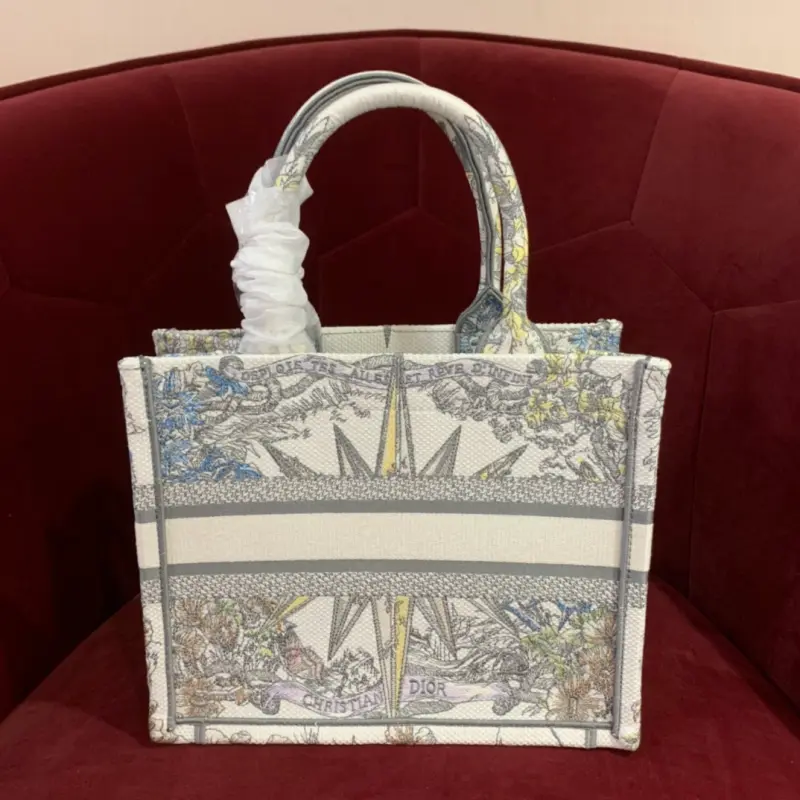 ML192 2 High Quality Bags - Image 3