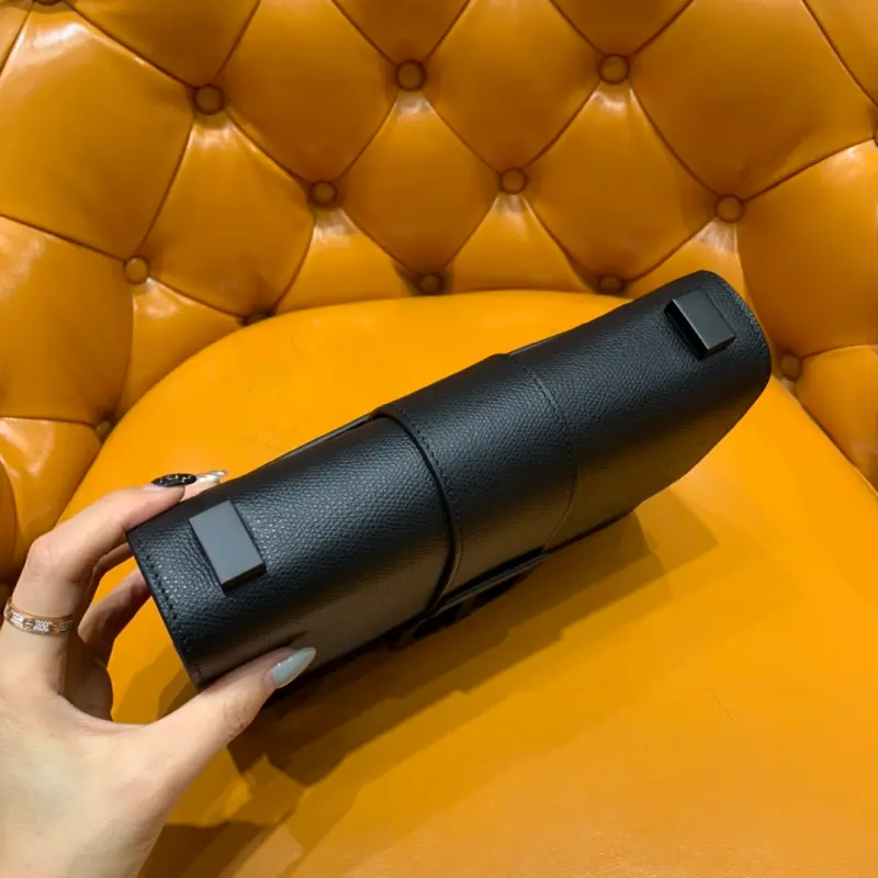 ML136 High Quality Bags - Image 3