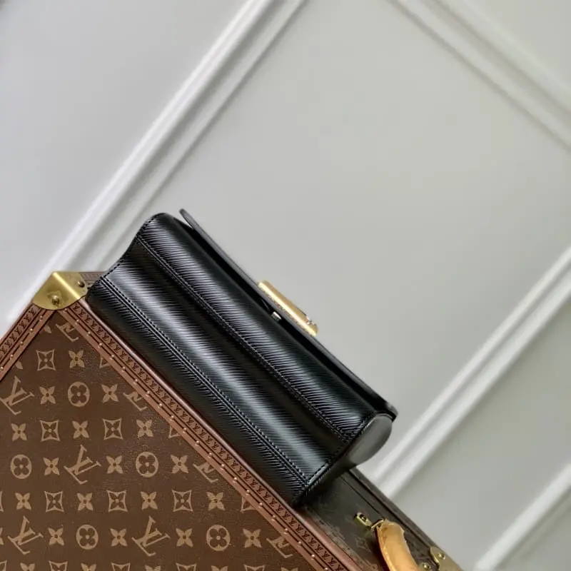 M24044 Black 23x17x9.5cm High Quality Bags - Image 4