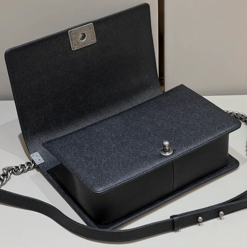 Leboy Large 28cm CM 1 High Quality Bags - Image 4