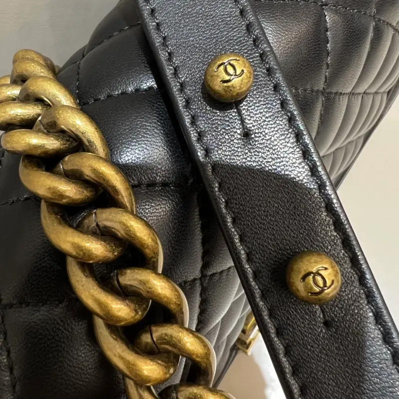 Leboy Medium 25cm Sheepskin CM 1 High Quality Bags - Image 4