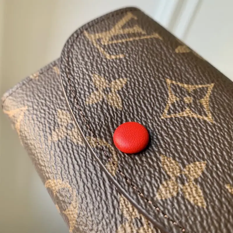 M41939 leather buckle red 11X8cm High Quality Bags - Image 4