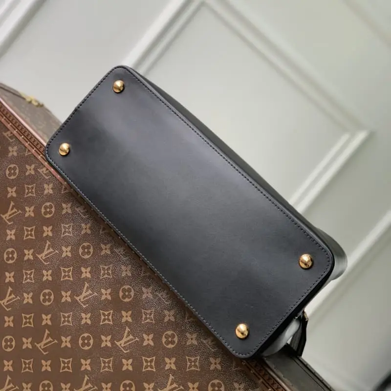 M24607 HH104 2 Black 38x23x16cm High Quality Bags - Image 4