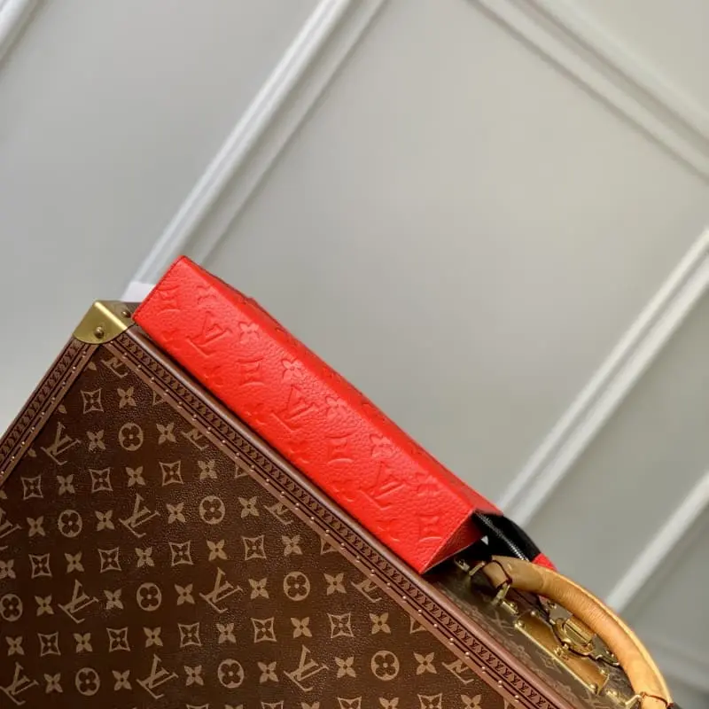 M61692 S7 27x21x6cm High Quality Bags - Image 4