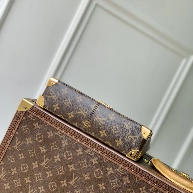 M14526 27x16x8cm High Quality Bags - Image 4