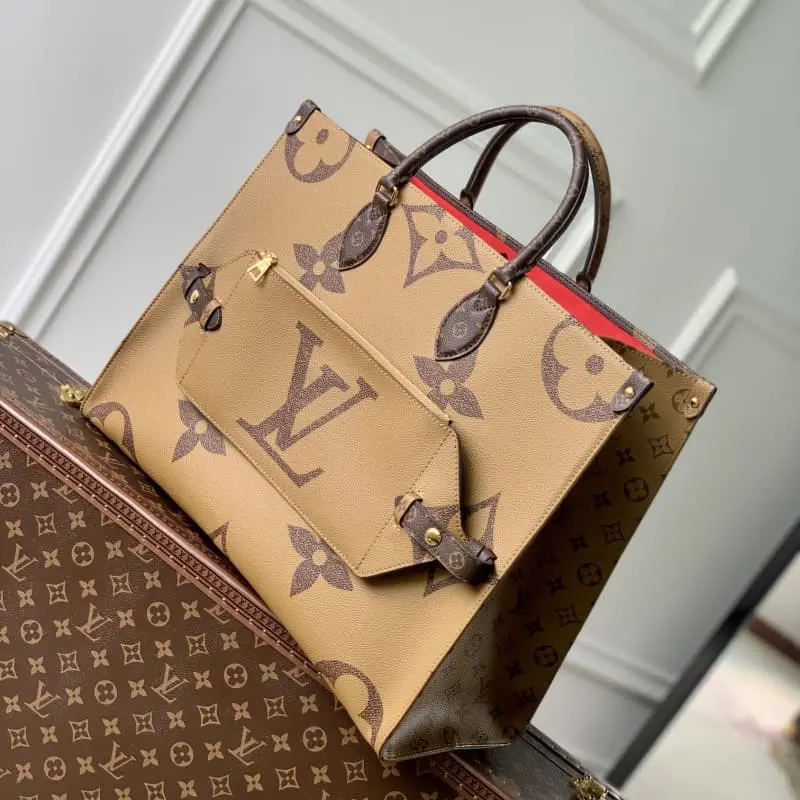 M46823 43x33x18.5cm High Quality Bags - Image 3