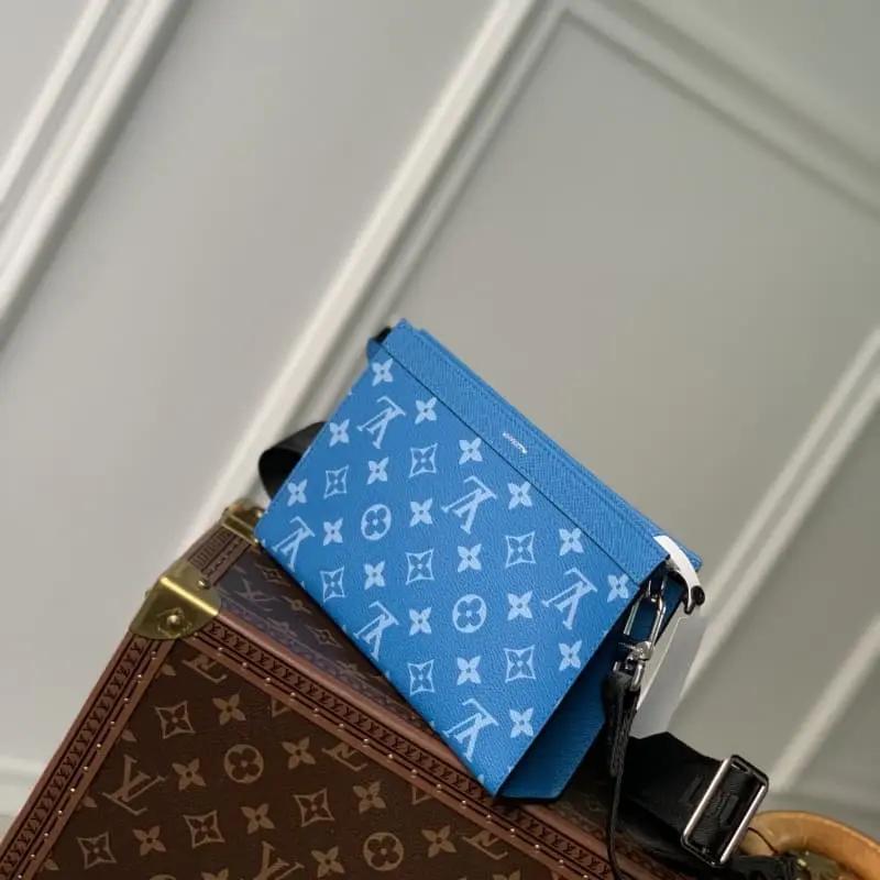 M81124 Blue Flower 18.5x11x6.5cm High Quality Bags - Image 3